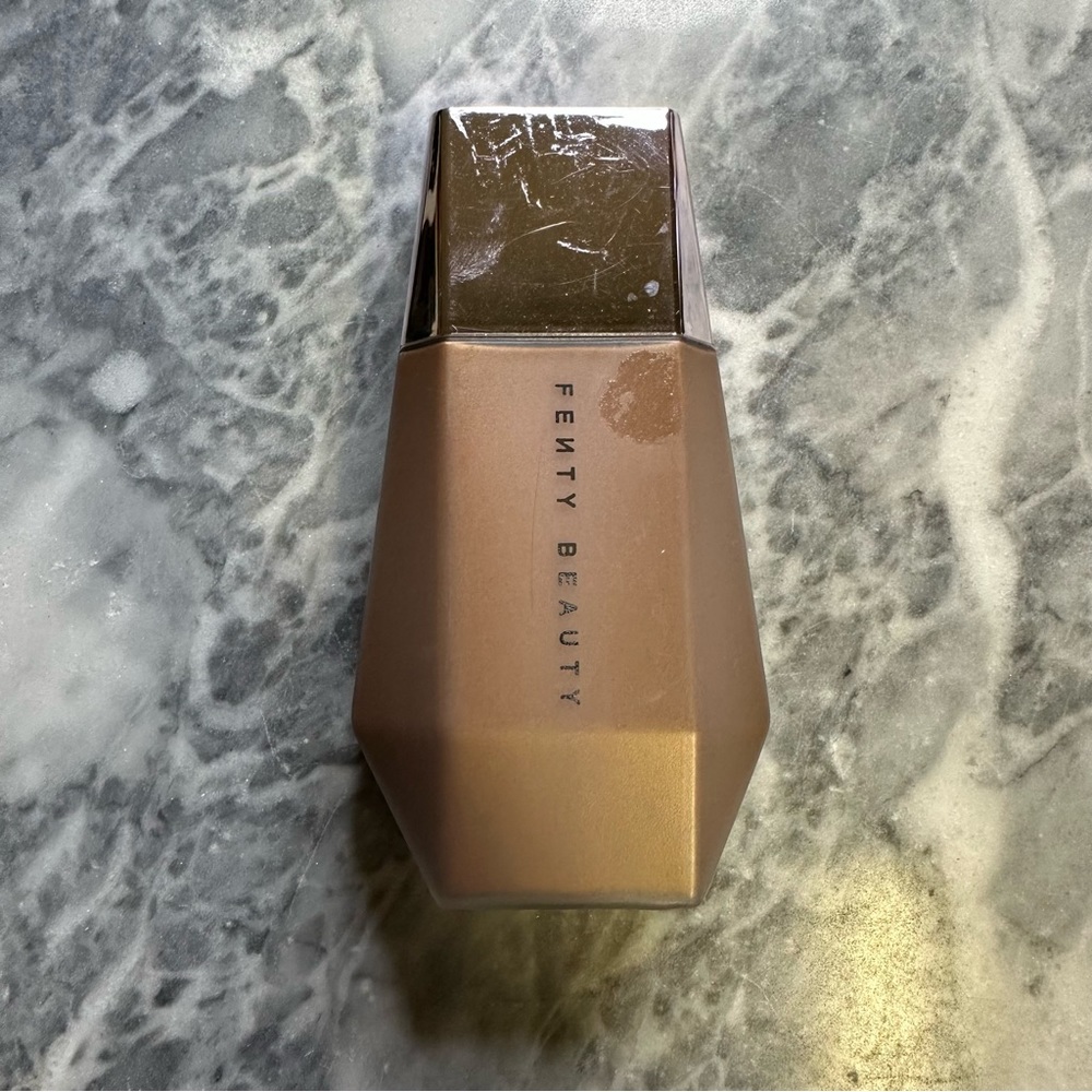 Fenty Beauty Eaze Drop Lit All Over Glow Enhancer